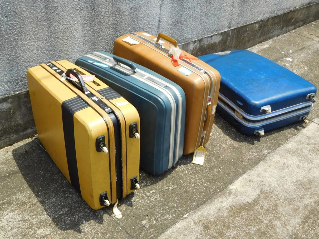 スーツケースの画像